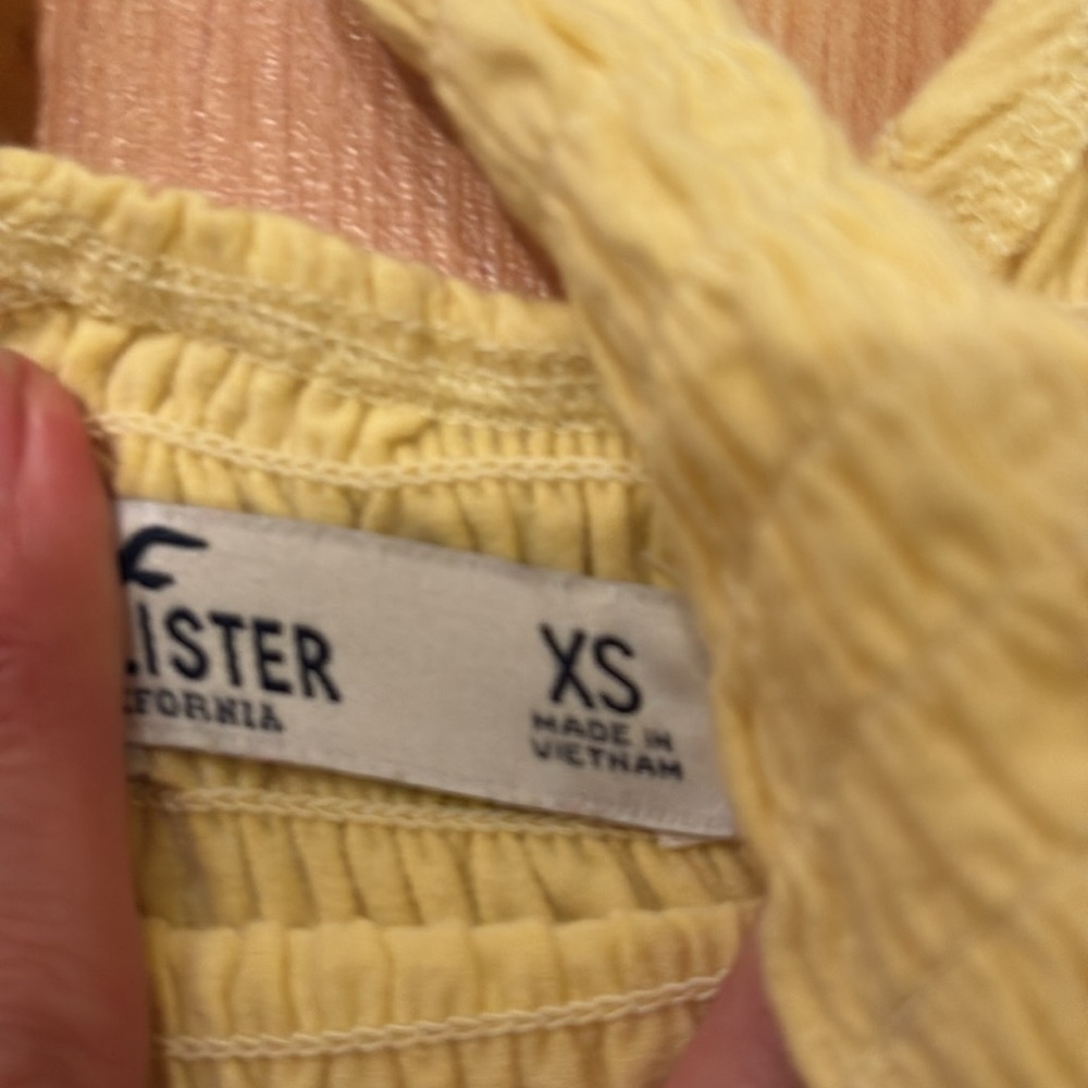 Hollister yellow crop tank girls junior - Picture 2 of 3